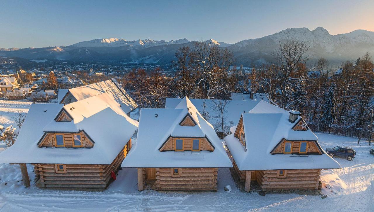 Deluxe cottage mountain views